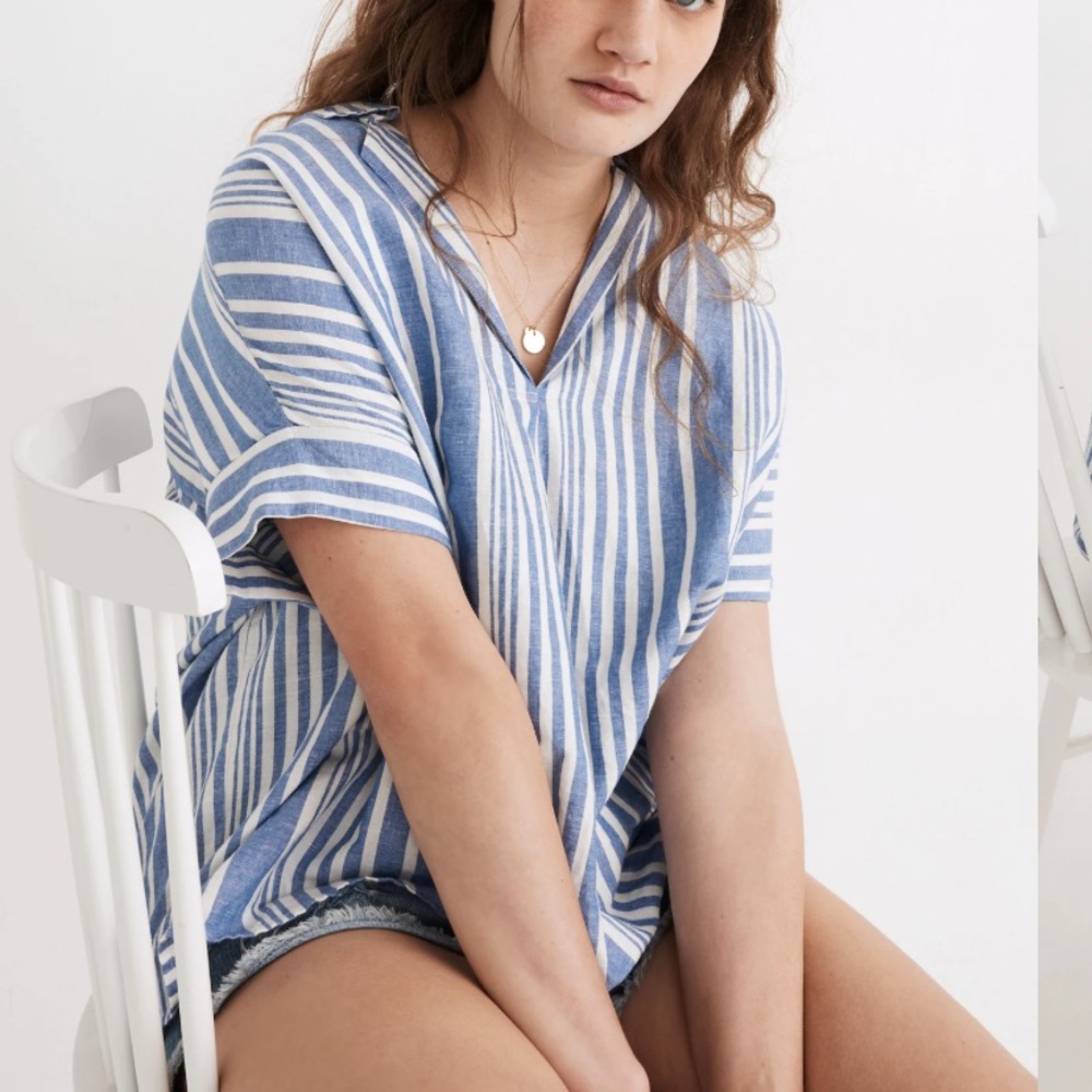 Madewell Light Blue and White Striped V-Neck Short Sleeve Top